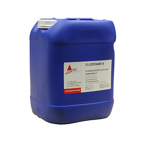 SG01921 Bio-Ex Fluofoam 3 FLUOFOAM 3 is a fluorosynthetic foam AFFF, based on the combination of surfactants selected for their foaming property and their resistance to dehydration and heat. The film-forming property AFFF gives to FLUOFOAM 3 a high speed of extinction on hydrocarbon fires thanks to the aqueous film which insulates the fuel surface from the air.